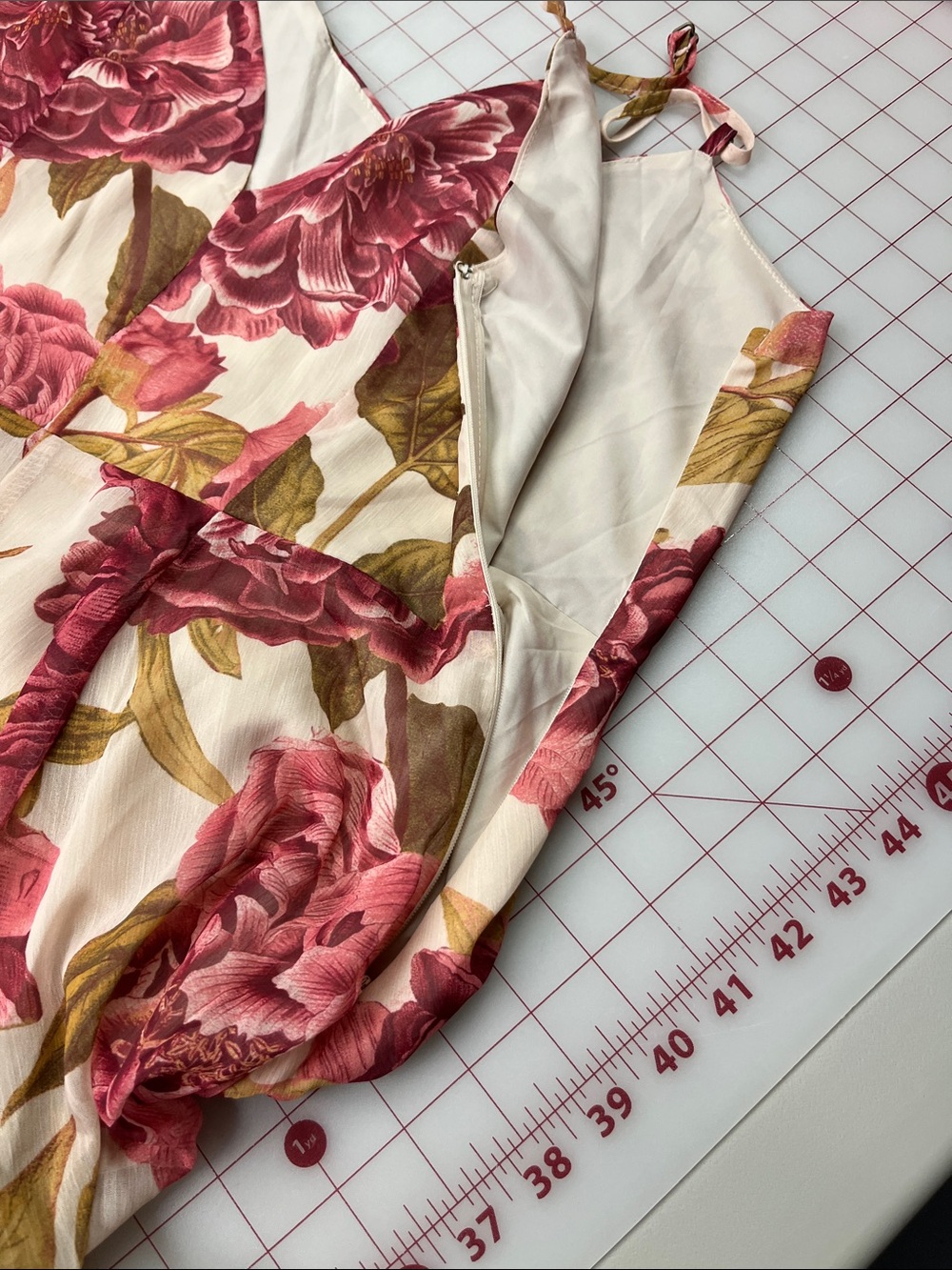 MIA JOY NWT Athena Wedding Guest Party Bougainvillea Floral Rose/Cream Maxi L - Picture 10 of 16
